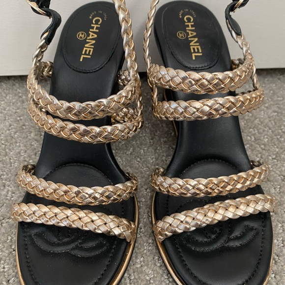 Authentic Chanel gold sandals wedge heel 35.5 - Picture 2 of 8